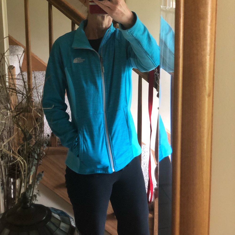 North Face 🦋 Jacket - Picture 5 of 6